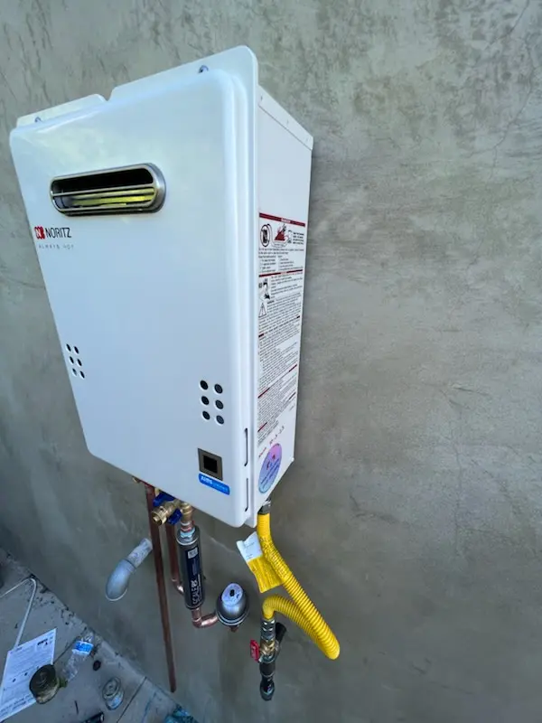 Tankless water heater installation for Uvalde homes
